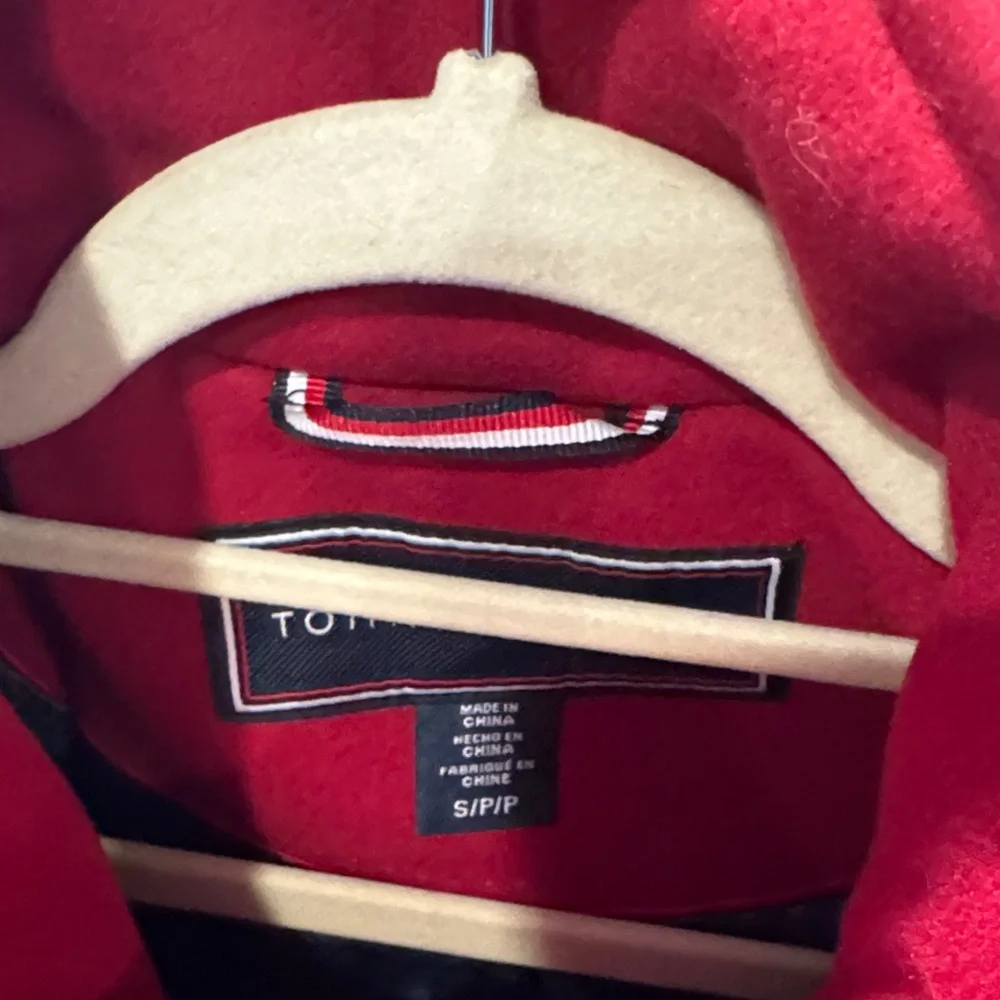 Tommy Hilfiger Red Trench Coat - Picture 3 of 8